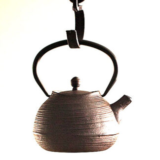 gusseiserne Teekanne cast iron teapot